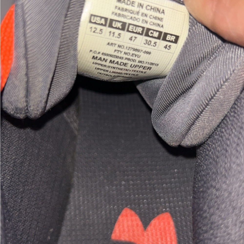 MENS Under Armour Silver and Orange Athletic Sneakers - Picture 9 of 9